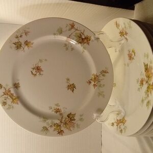Haviland Limoges France Maple Leaf Dinner Plates 8
